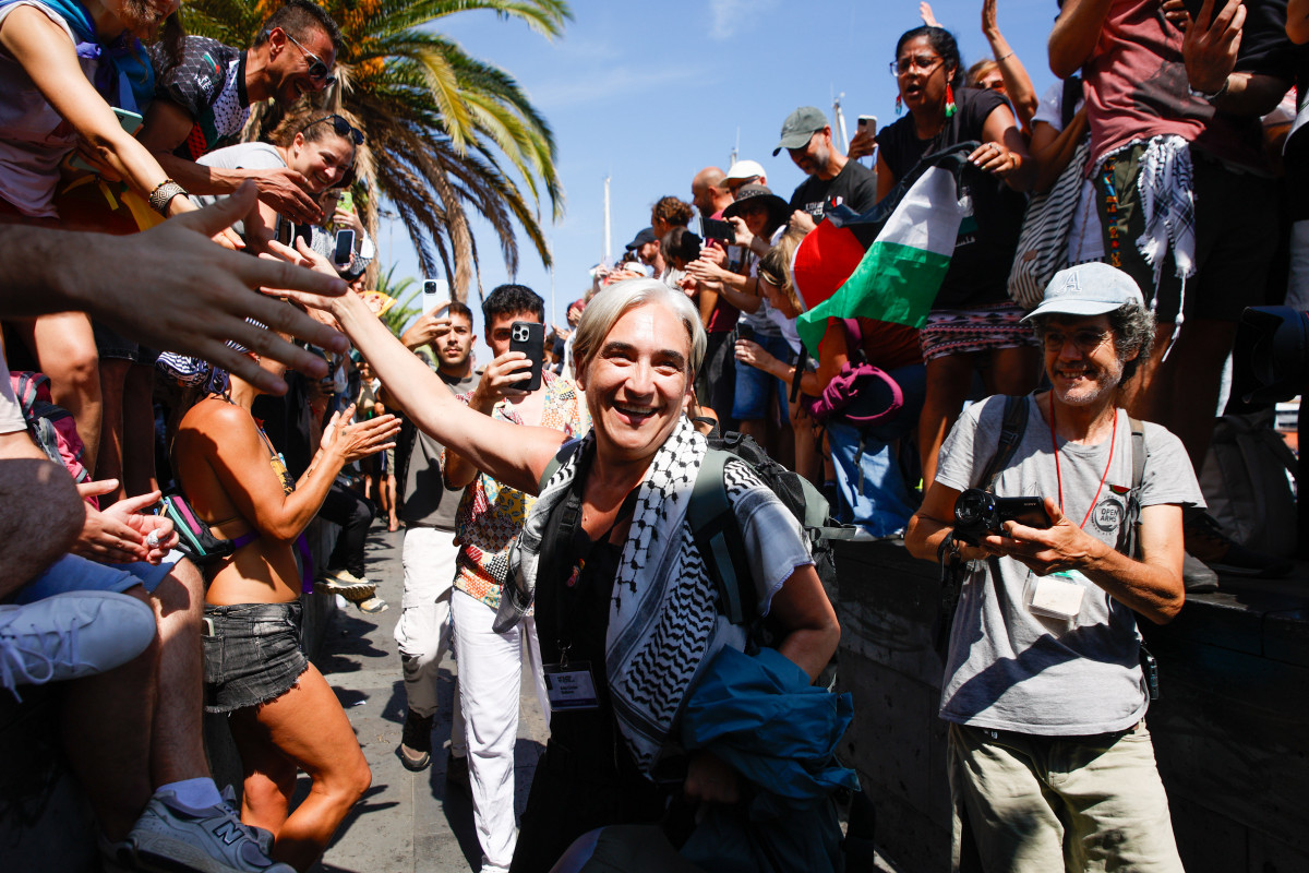 EuropaPress 6925786 activista ex alcaldesa barcelona ada colau despedida global sunat flotilla