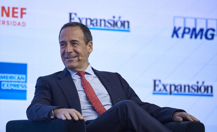 CaixaBank solicita una revisión de la ley de competencia una vez acabe la OPA