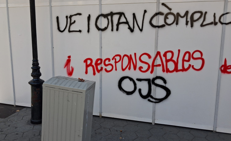 La Fira del Llibre Vell del Passeig de Gràcia, un tesoro europeo en riesgo de desaparecer por el vandalismo