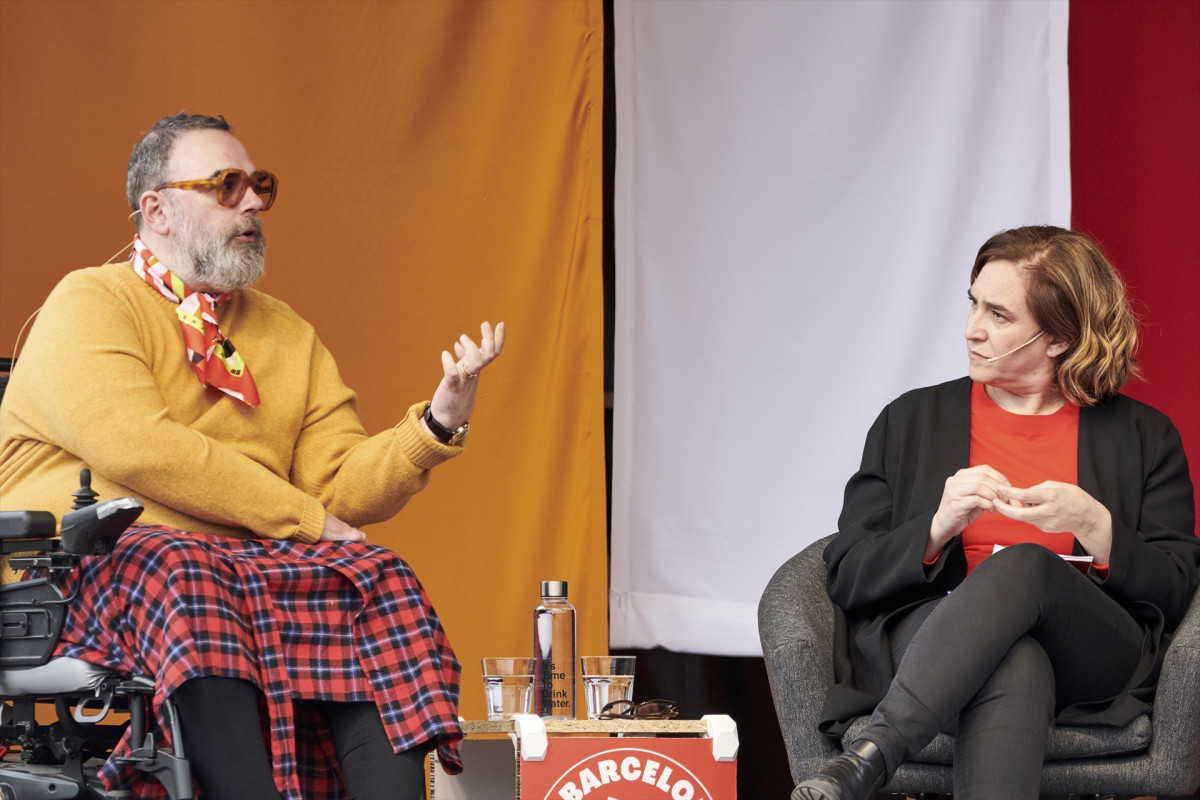 EuropaPress 5064824 bob pop ada colau acto abierto toda ciudadania placa soller 18 marzo 2023