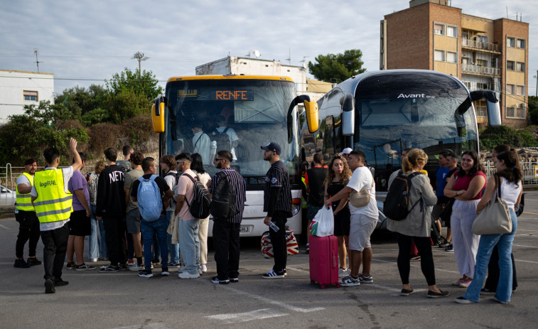 Renfe facilita 43.000 plazas de bus para salvar los 16 meses de obras en la R3