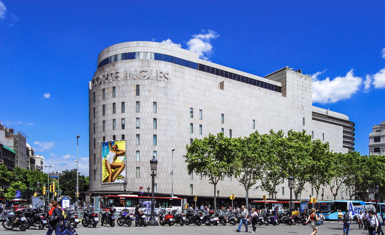 ¡6.000 empleos en Navidad! El Corte Inglés abre una puerta masiva de trabajo en España