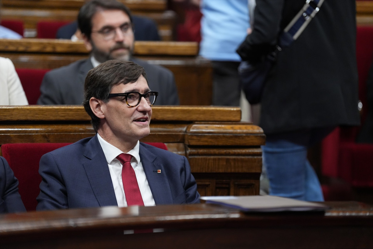 EuropaPress 7011115 presidente generalitat salvador illa llega primera jornada debate politica