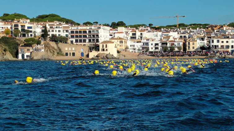 La Radikal Ocean52 celebra su 16ª edición con récord de participación en Calella de Palafrugell y Llanfranc