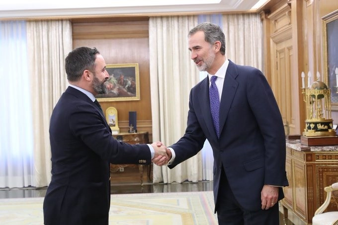 EuropaPress 2719814 santiago abascal presidente vox rey felipe vi
