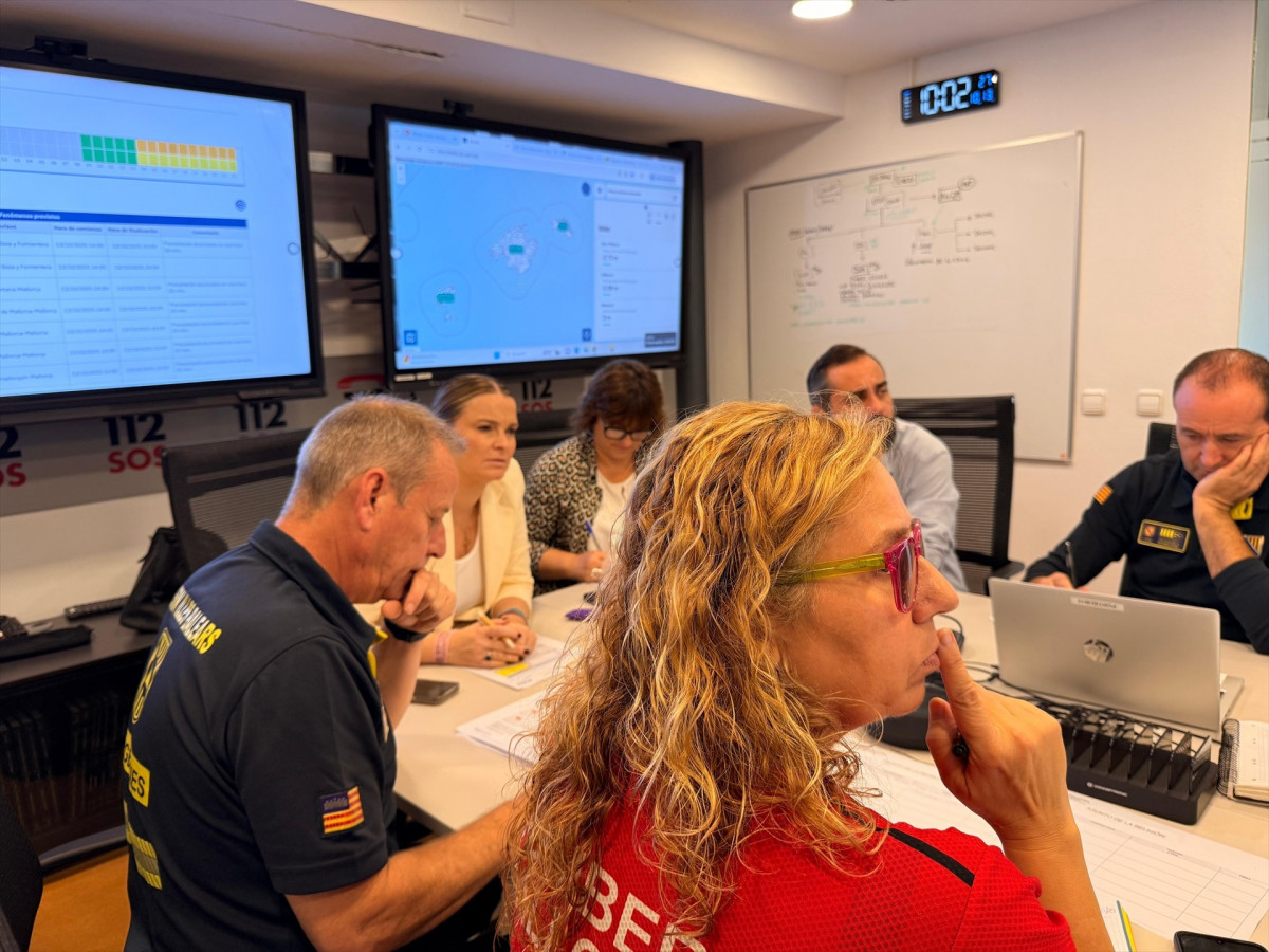 EuropaPress 7024393 prohens reunion emergencias