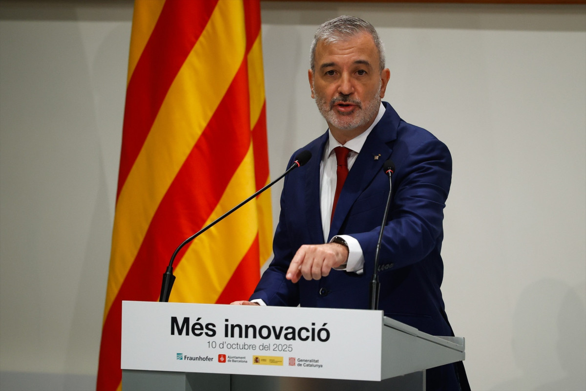 EuropaPress 7017510 alcalde barcelona jaume collboni interviene firma acuerdo sede instituto