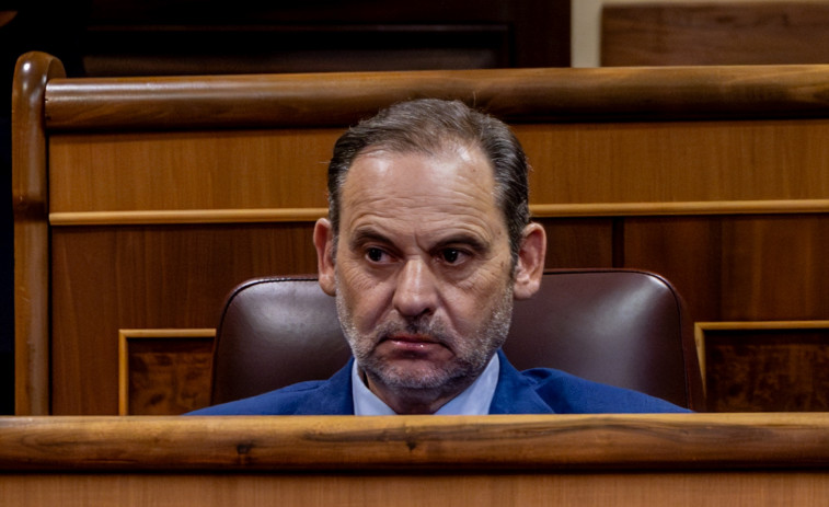 El TS rechaza la renuncia de Ábalos a su abogado por fraude de ley