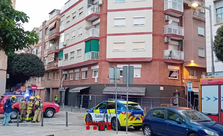 Los vecinos del edificio de L'Hospitalet tendrán que esperar 