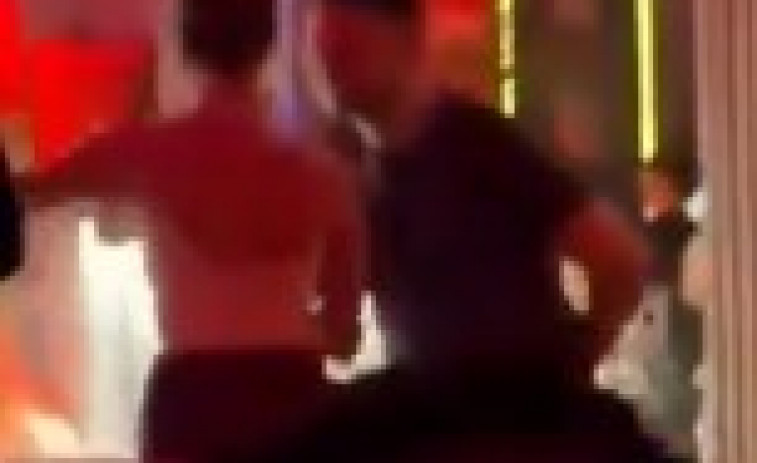 VIDEO | El baile de bachata  viral de Gabriel Rufián y Ester Expósito en Madrid