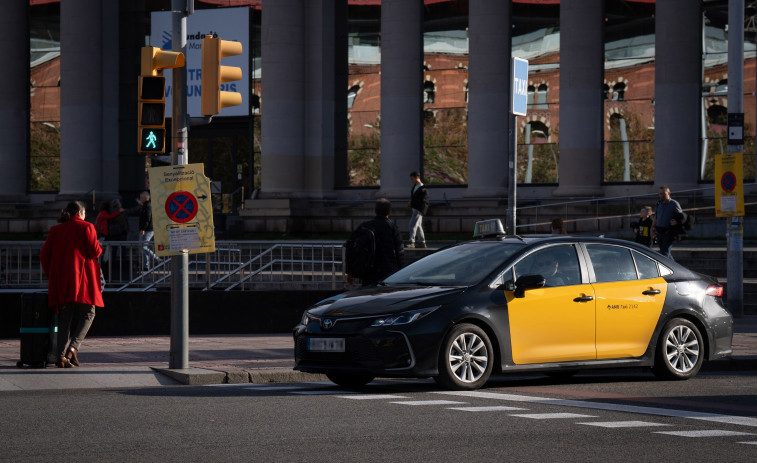 Acuerdo In Extremis: El Barça detiene la protesta de Élite Taxi al comprometerse a analizar la colaboración con Uber