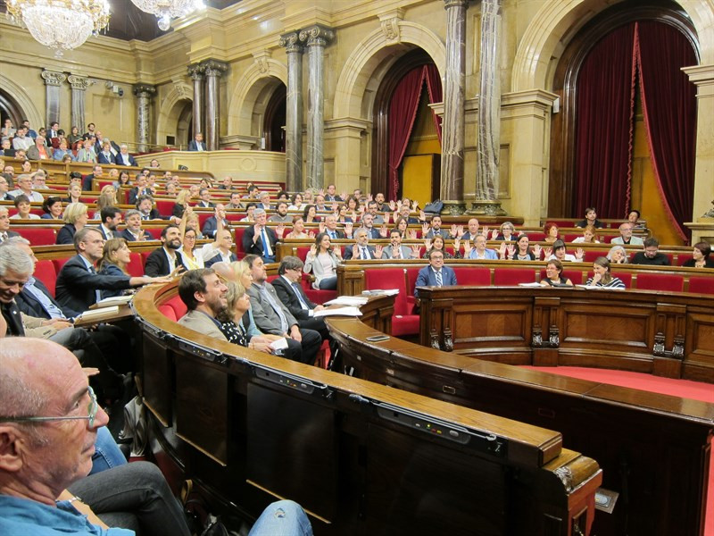Parlament 12