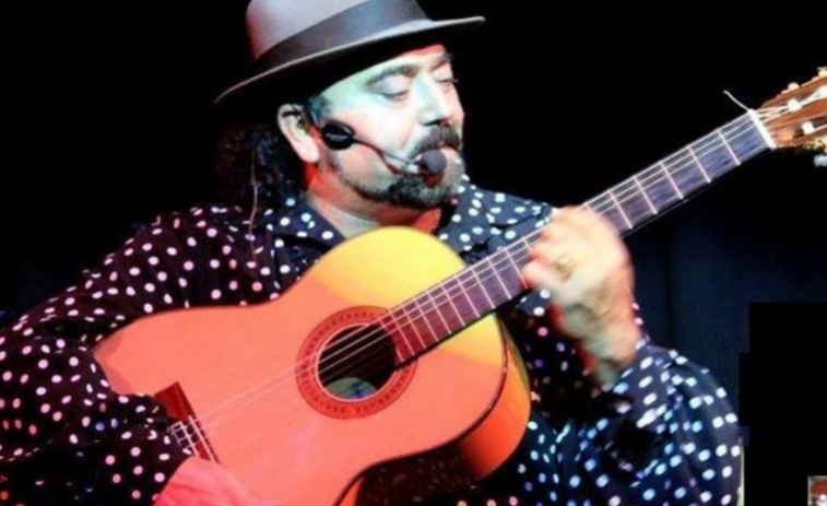 “La rumba que tumba” con Paco Aguilera en el Teatro Flamenco