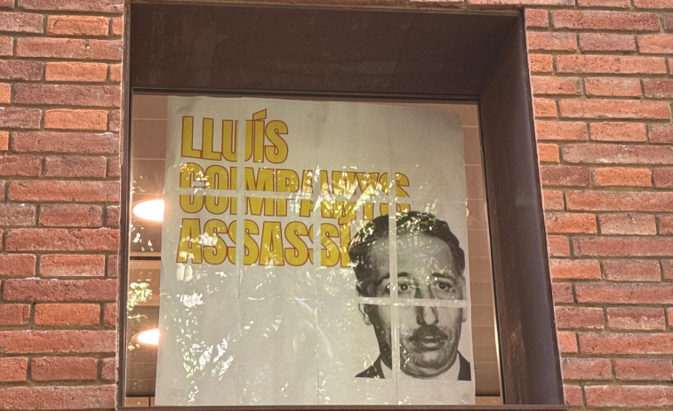 La CUP pide expulsar a Garriga (Vox) del Parlament por un cartel donde acusa a Companys de 