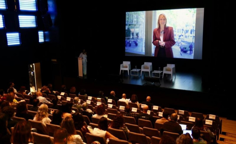 La Diputación de Barcelona ofrece a los municipios una guía contra la desinformación