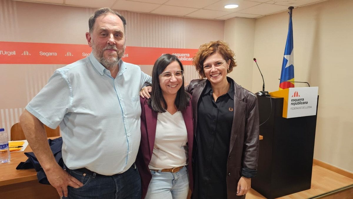 EuropaPress 7052688 candidata erc alcaldia lleida 2027 jordina freixanet junto presidente erc