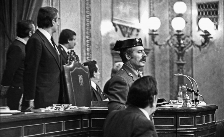 Antonio Tejero, autor del golpe de Estado de 1981, recibe el alta hospitalaria para seguir con su 