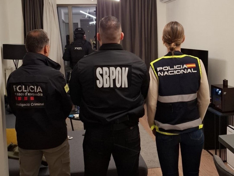 Desmantelan dos mafias serbias con 13 detenidos, incluidos arrestos realizados en Barcelona y Valencia