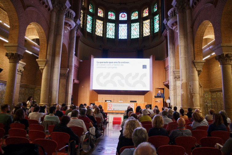 Plataforma per la Llengua subraya el uso del catalán como factor de conexión y progreso