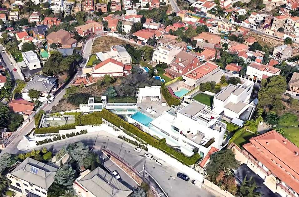 La nueva casa de Lamine Yamal, cima de Esplugues, Youtube