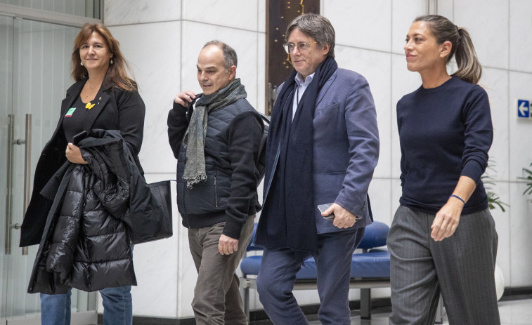 Junts descarta que una reunión Puigdemont-Sánchez salve el acuerdo con el PSOE