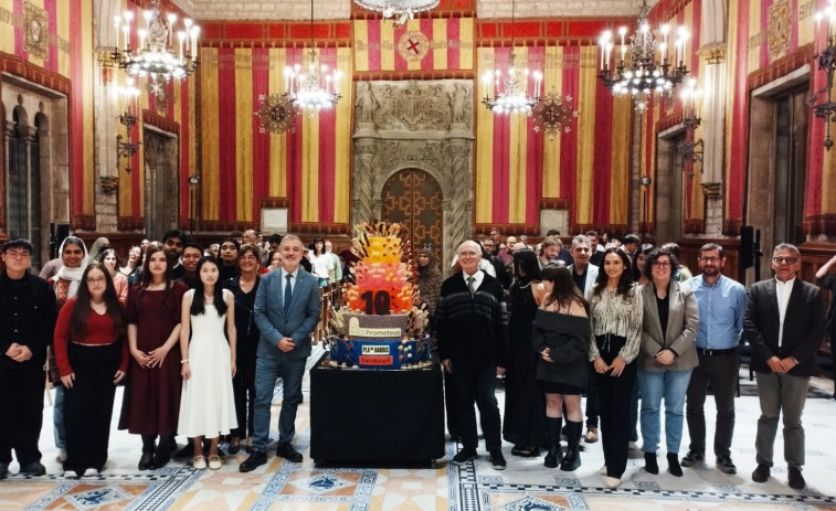 Rabell entrega el diploma a 17 alumnos del programa Prometeus en el 10 aniversario del proyecto