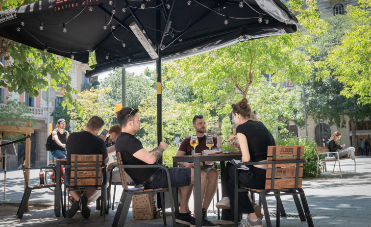 Los hosteleros amenazan con ir a la huelga si no hay avances en la subida del sueldo por convenio