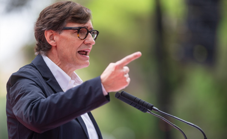 El president Illa apela a la denuncia y la acción inmediata contra la violencia machista en el 25N