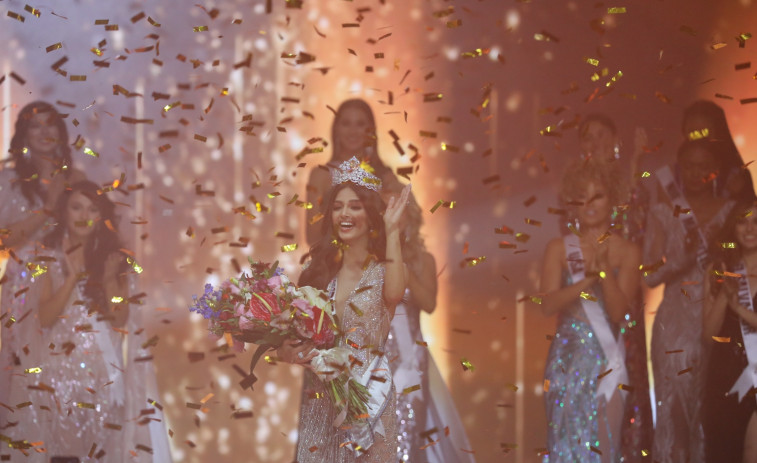 VIDEO | El director de Miss Universe Thailand pide disculpas entre lágrimas a Miss México