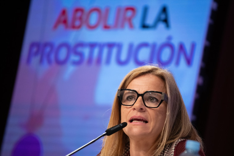 El PSOE defiende abolir la prostitución y el PP denuncia que hay 