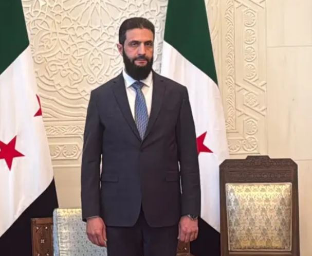 Washington recibe al líder sirio Ahmed al-Sharaa tras la histórica salida de Damasco de la lista negra