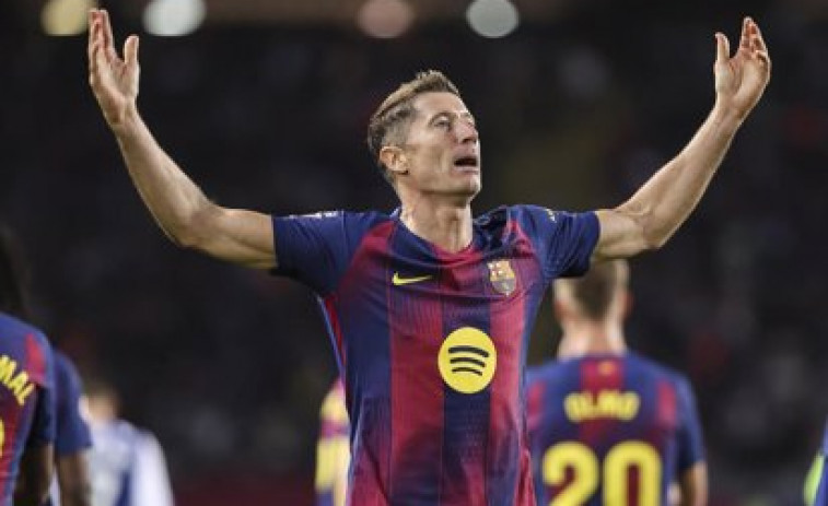 El mejor Lewandowski le da un lavado de cara al Barça en Balaídos