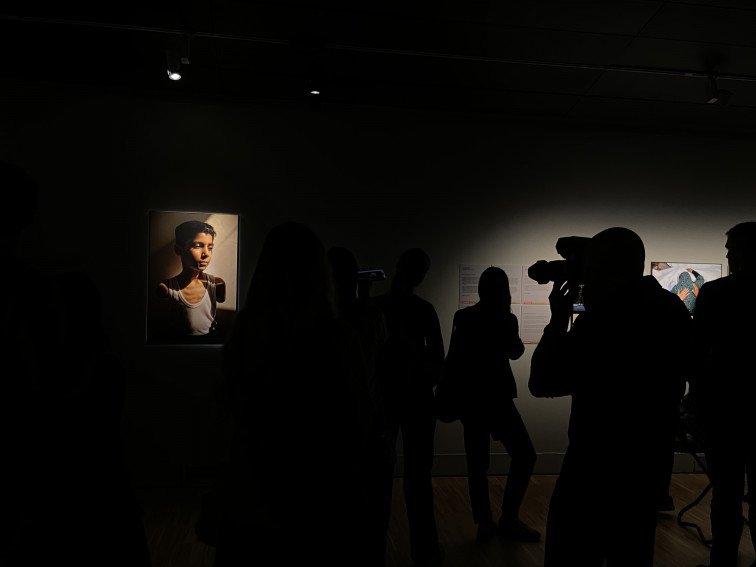 La historia global en un instante : El World Press Photo 2025 llega a Barcelona