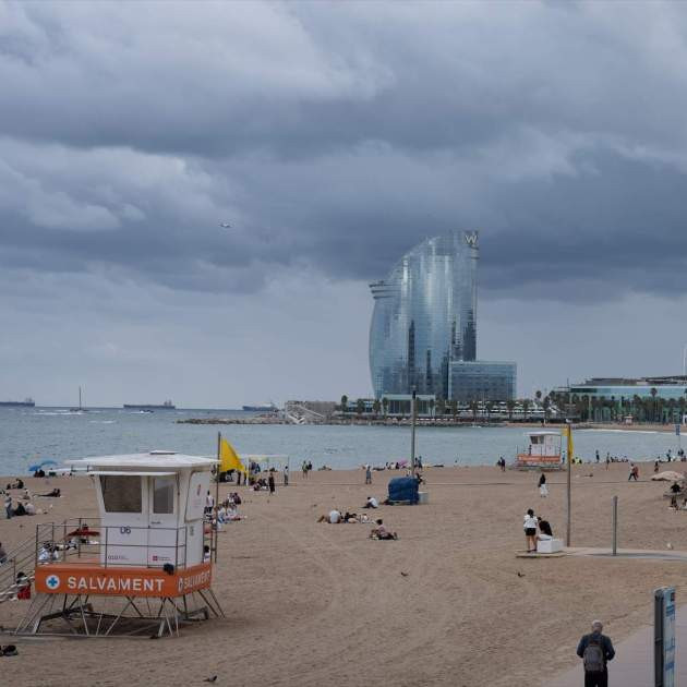 Europapress 6221225 mini antena instalada paseo playa barceloneta 18 septiembre 2024 barcelona 1 630x630