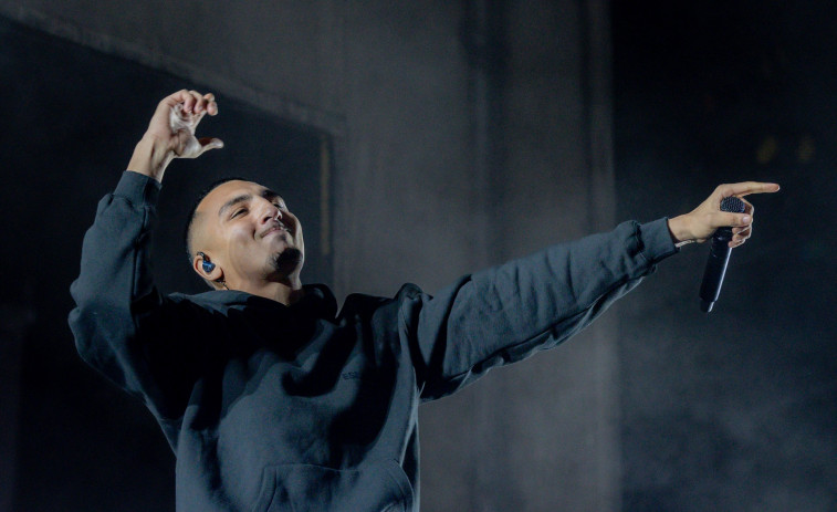 Morad queda en libertad tras su detención por presuntamente romper una orden de alejamiento