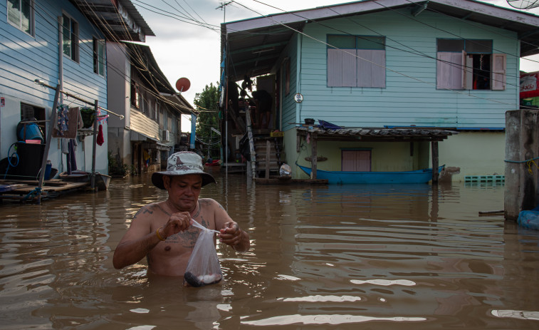 VIDEO | Lo peor en 300 años : inundaciones  en Tailandia con más de 2 millones de afectados