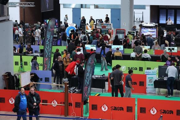 El salón de videojuegos SAGA