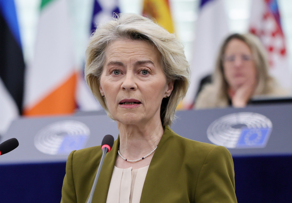 Strasbourg (France), 26/11/2025.- European Commission President Ursula von der Leyen speaks during a debate on 'EU position on the proposed plan and EU engagement towards a just and lasting peace for 