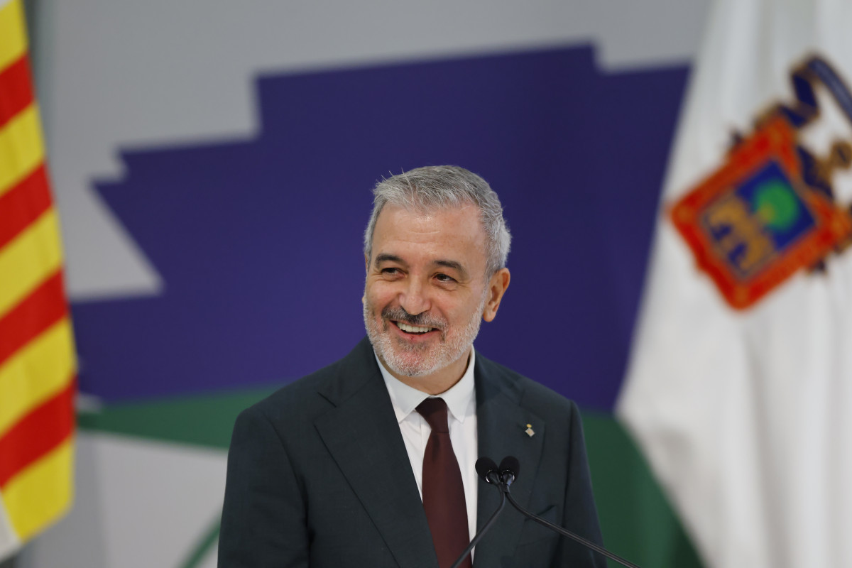 MEX9762. GUADALAJARA (MÉXICO), 29/11/2025.- El alcalde de Barcelona, Jaume Collboni, participa en el marco de la 39 edición de la Feria Internacional del Libro de Guadalajara (FIL) este sábado, en 