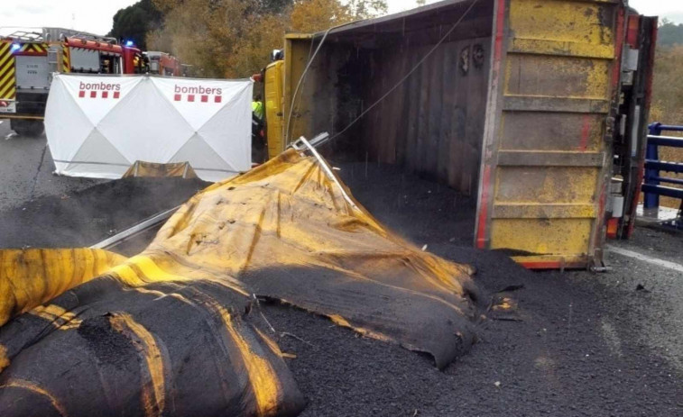 Desesperación total en la AP-7: Gelida suma otro día de retenciones eternas