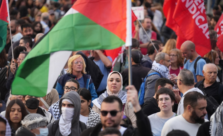 Detenidas dos militantes de Arran por dañar un local de comida rápida en una protesta propalestina