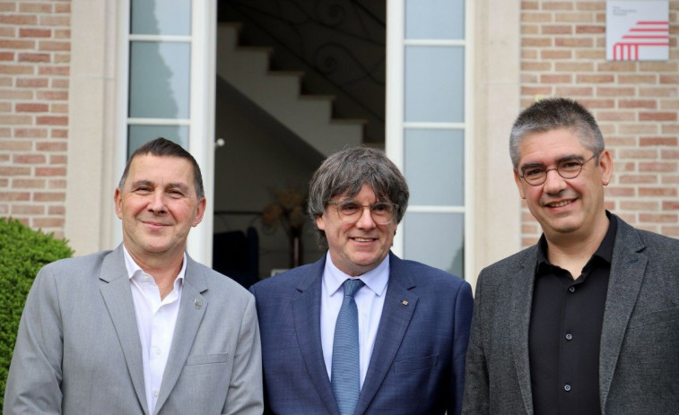 Puigdemont recibe a Otegui en una nueva reunión en Waterloo