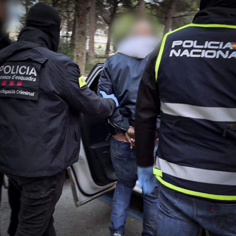 Vídeo | Una macrooperación policial destapa en Catalunya a un núcleo violento de los Trinitarios