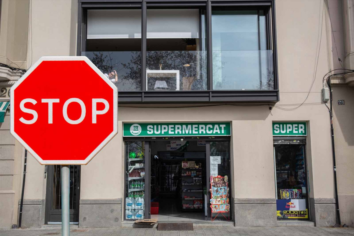 Stop, supermercado 24h   CANVA  EP