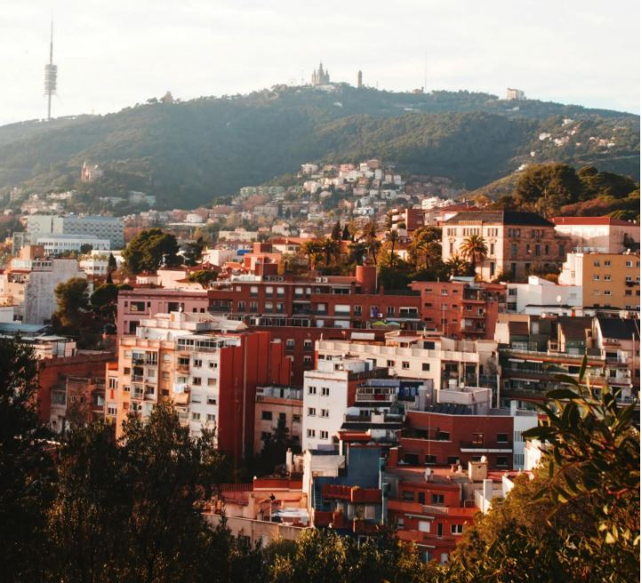 Woody Allen saca al mercado una joya modernista protegida en el Putxet por una cifra millonaria