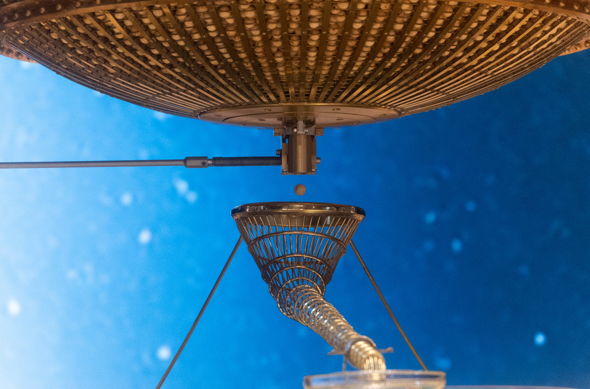 EuropaPress 6420498 celebracion sorteo extraordinario loteria navidad 2024 teatro real 22