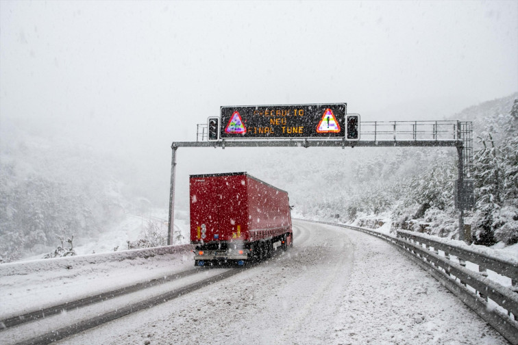 El Servei Català de Trànsit alerta por nieve y riesgo de hielo en carreteras de Catalunya