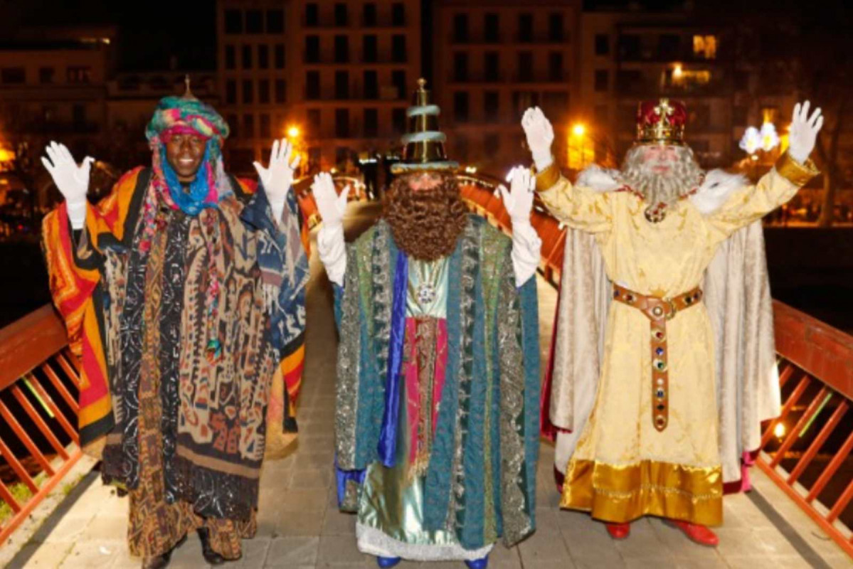 Cabalgata de los Reyes Magos en Girona   Giron