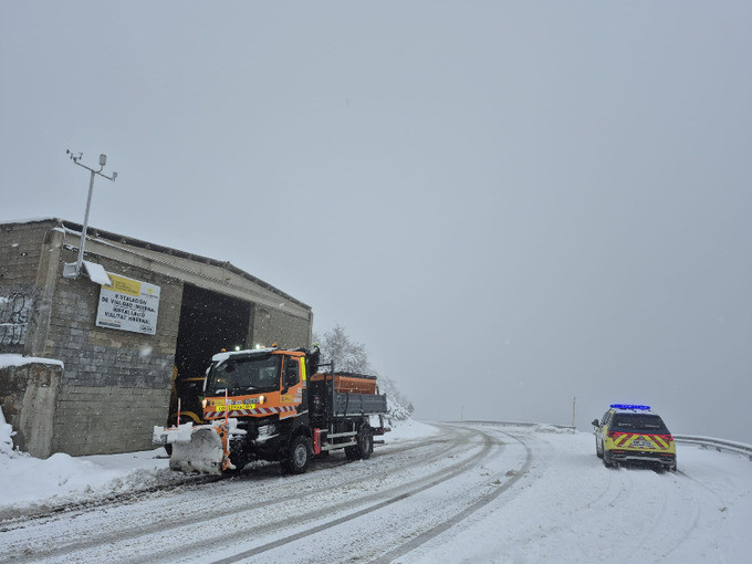 Protecció Civil pide máxima prudencia por la nevada en los Pirineos hasta normalizar los caudales de los ríos