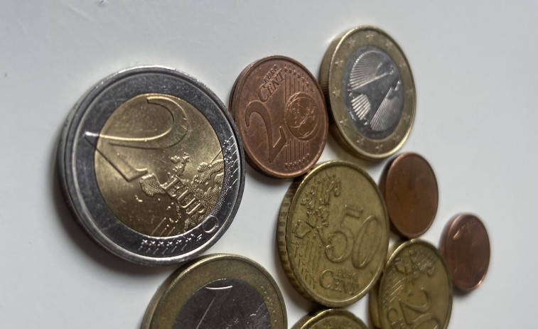 Bulgaria se une al euro en medio de una crisis política